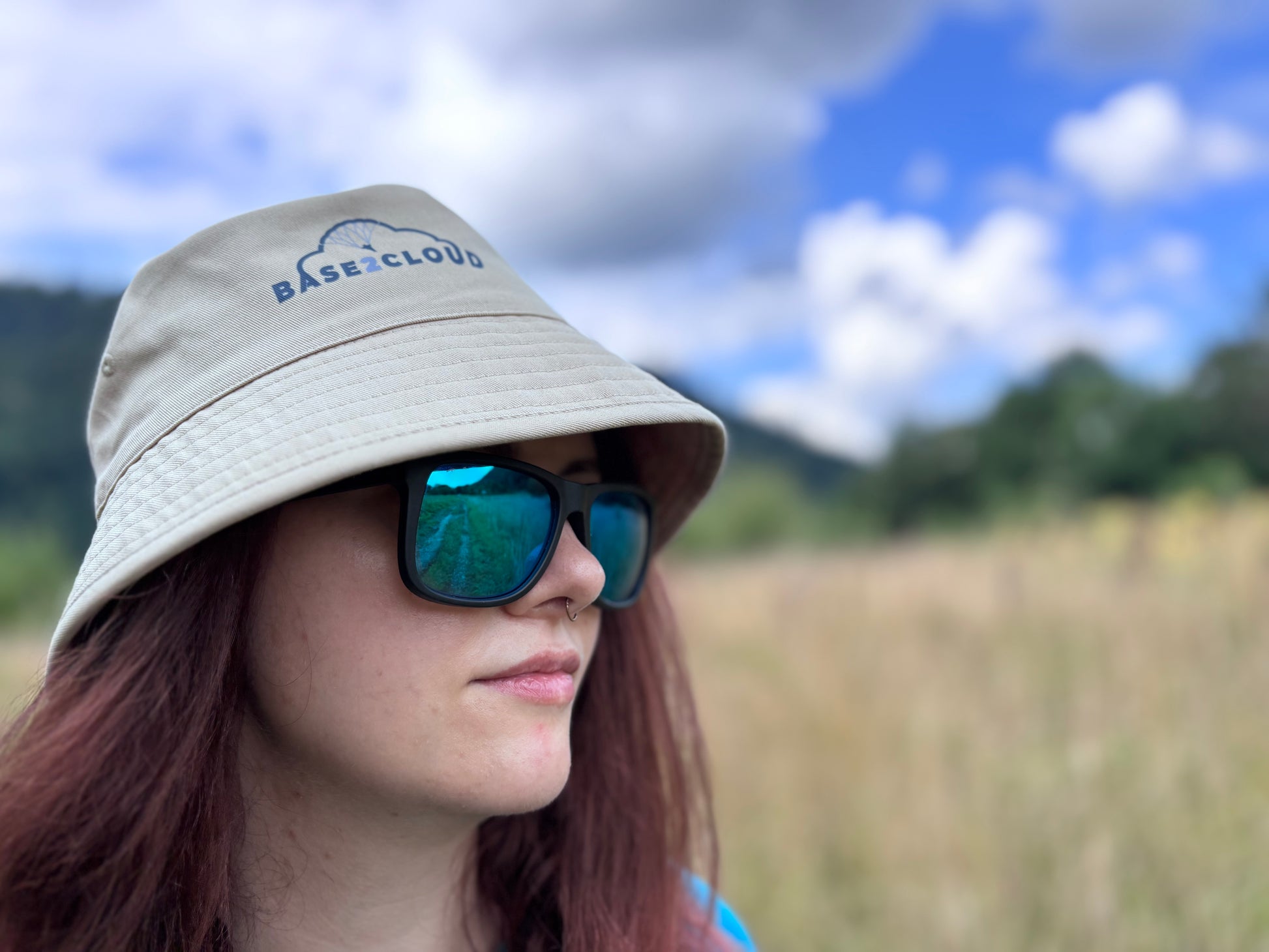 „BASE2CLOUD" Bucket Hat